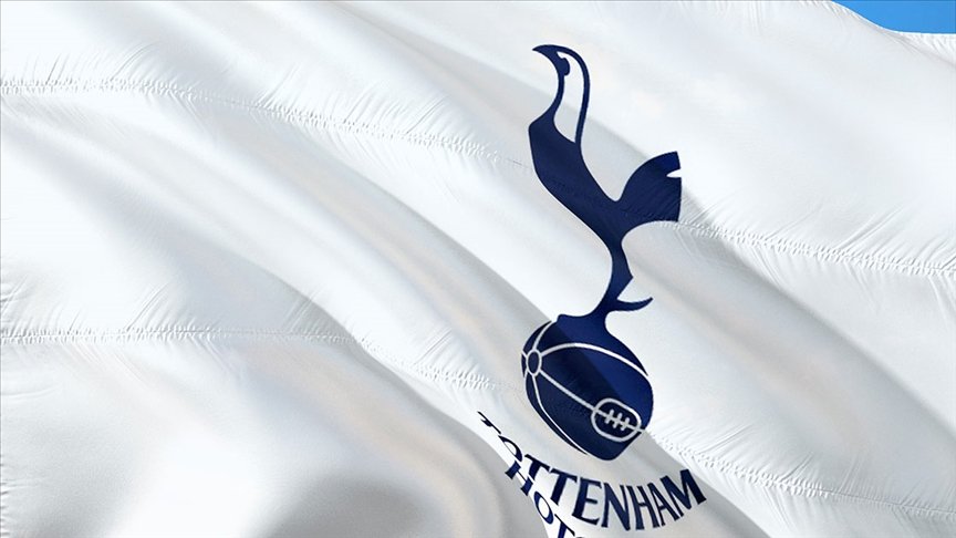 Tottenham’a “Nazi selamı” cezası