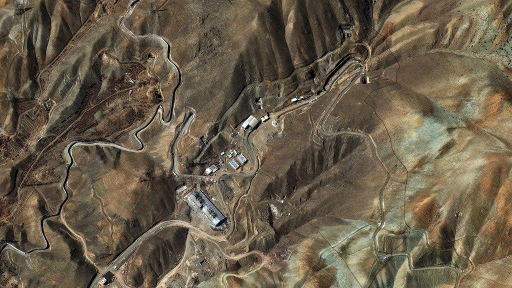 Uydudan görüntülendi. İran’ın yeraltı füze şehirleri hedefte