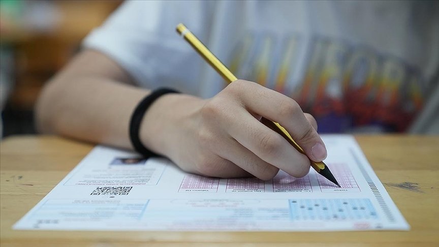 YKS’ye en düşük başvuru bu yıl. Üniversite başvuruları neden azaldı?